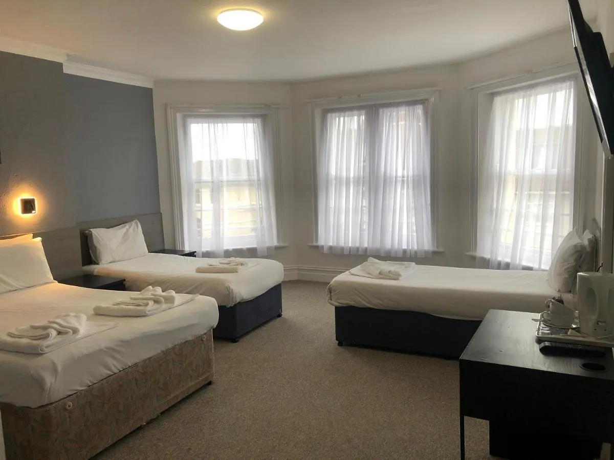 Capital One Hotel Bournemouth 3*,