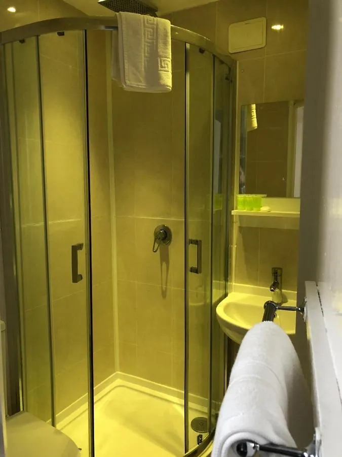 Capital One Hotel Bournemouth 3*,